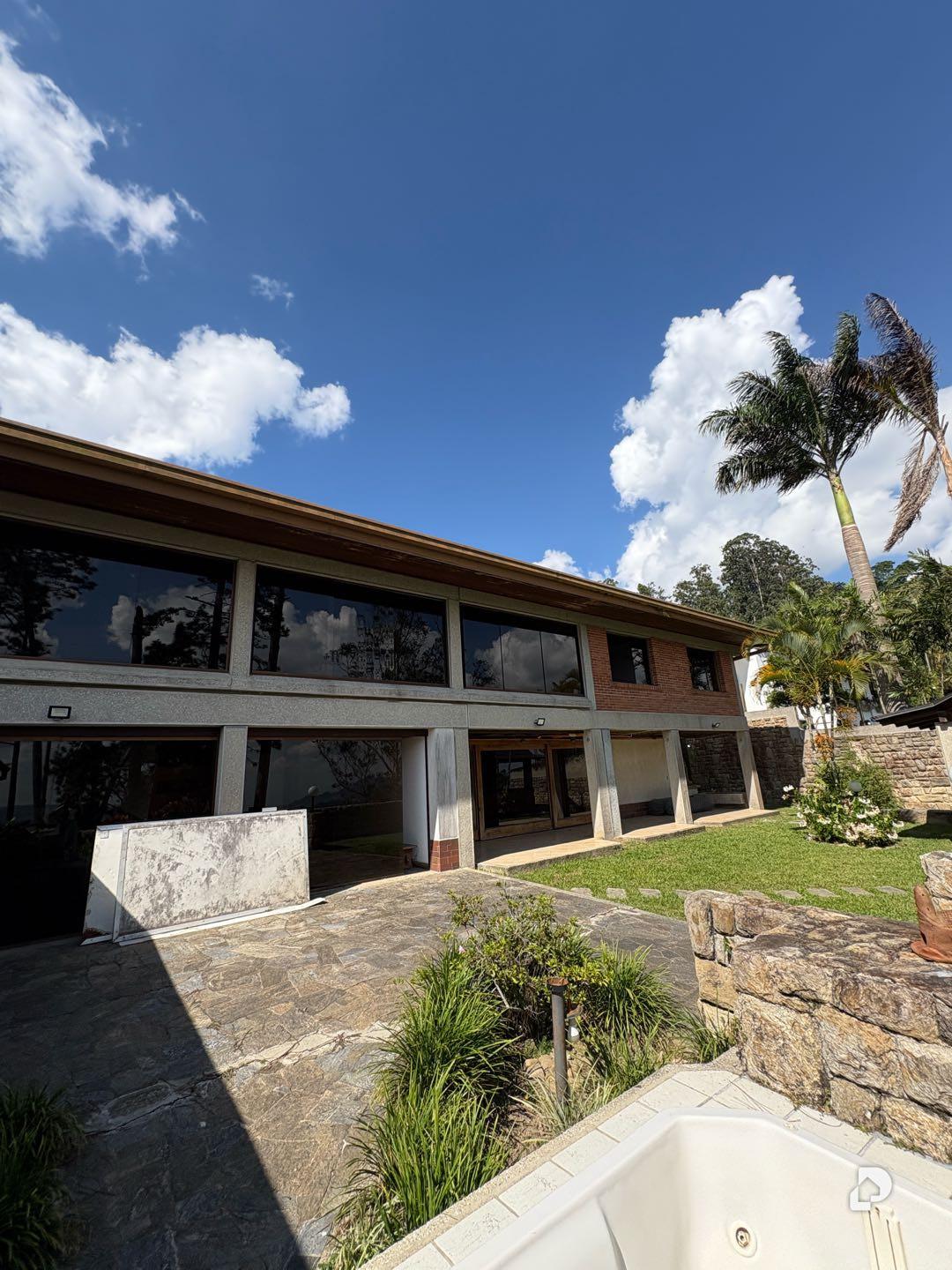 House in Los Guayabitos, Caracas – 1