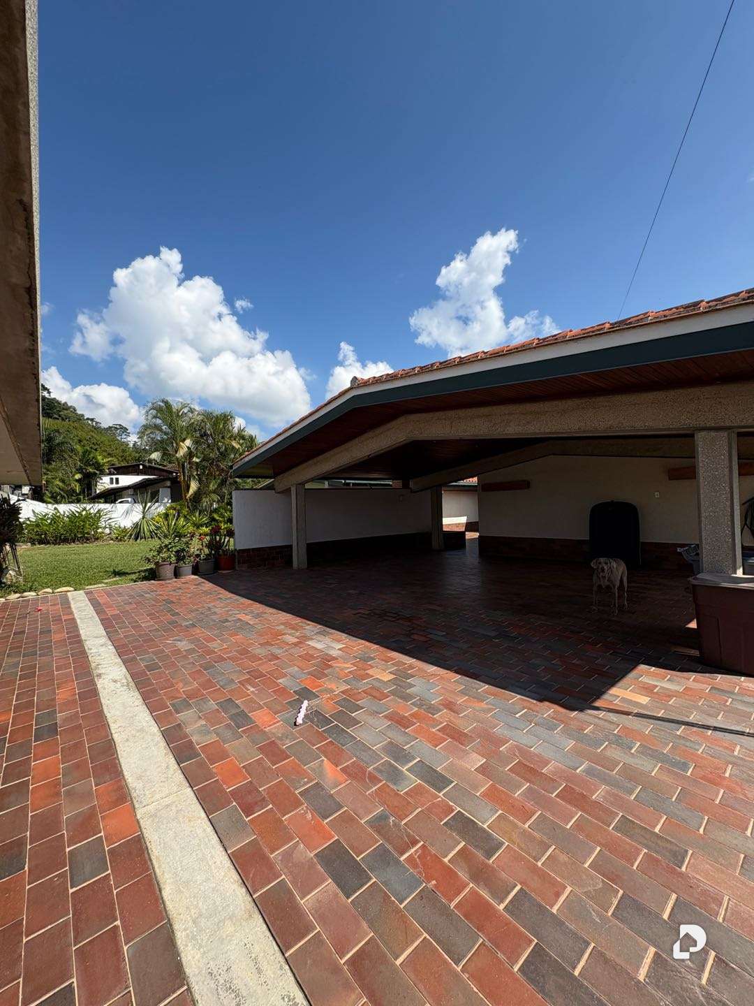 House in Los Guayabitos, Caracas – 2