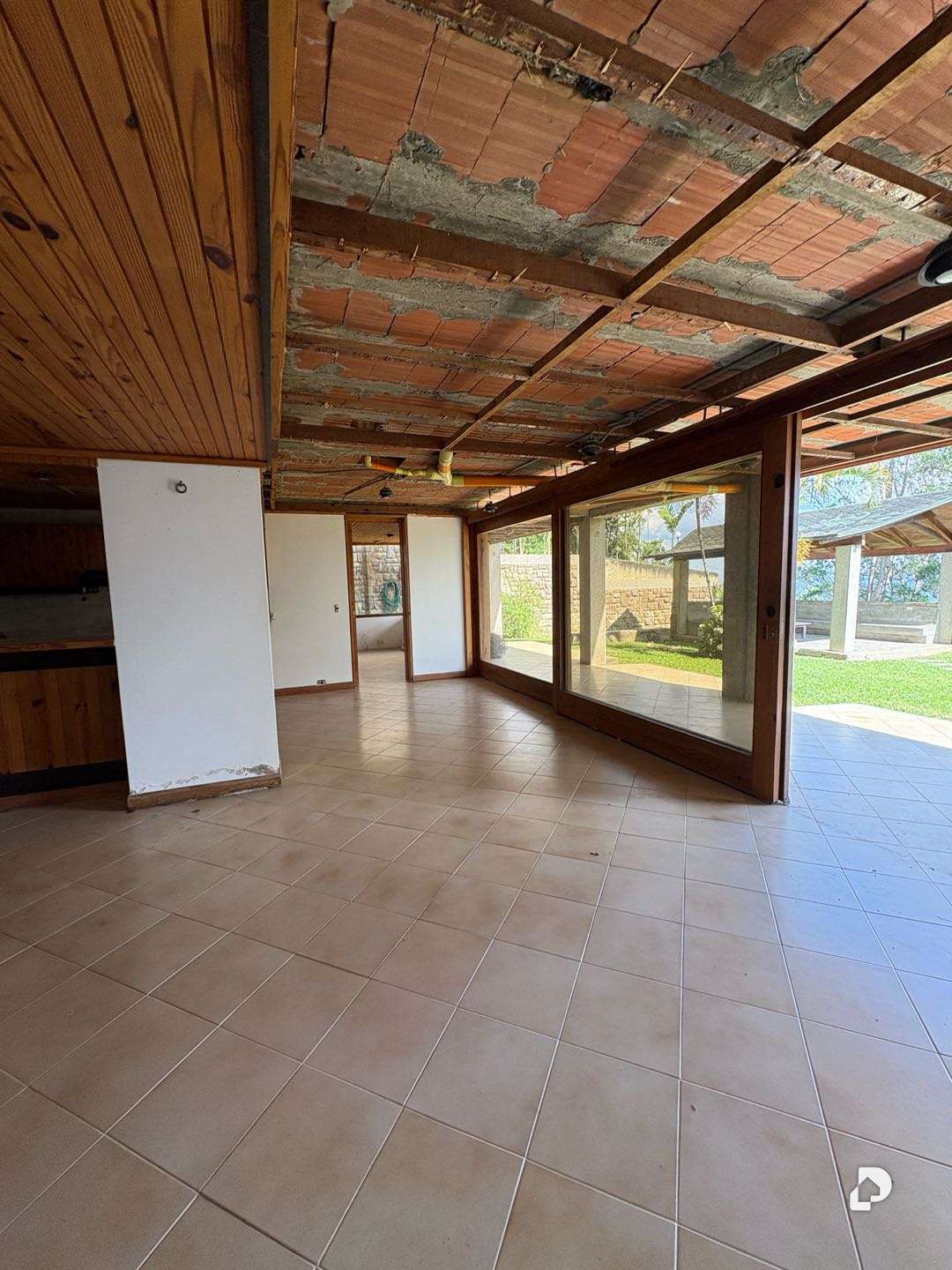 House in Los Guayabitos, Caracas – 28