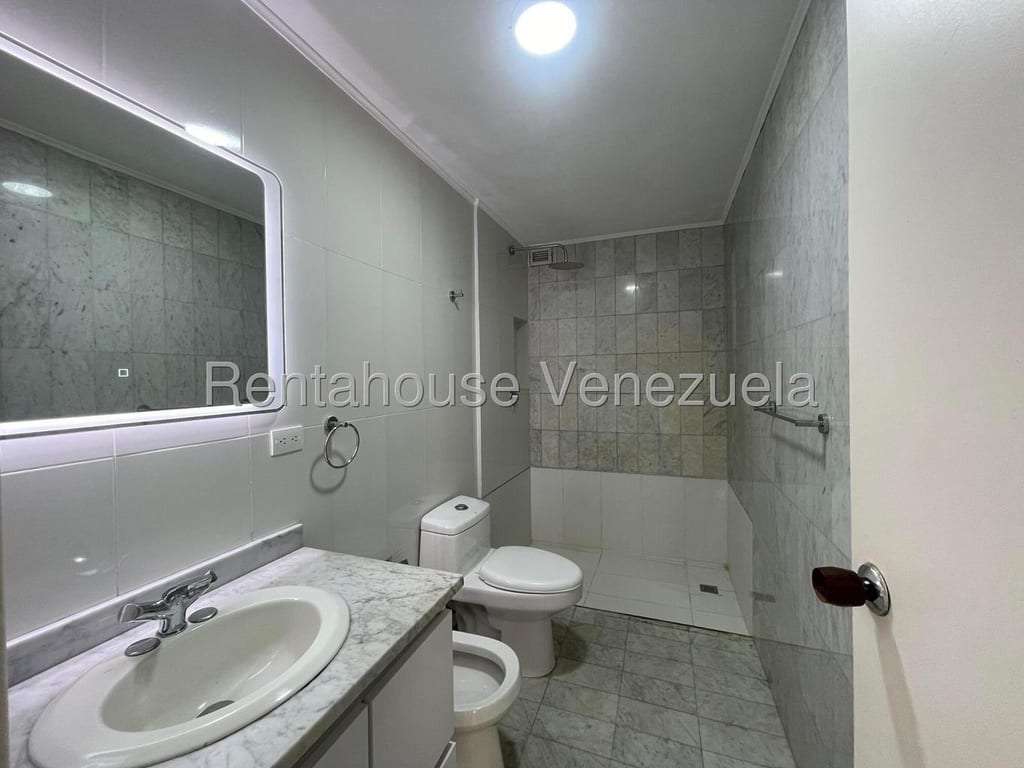 Apartamento en Los Naranjos (del Cafetal), Caracas