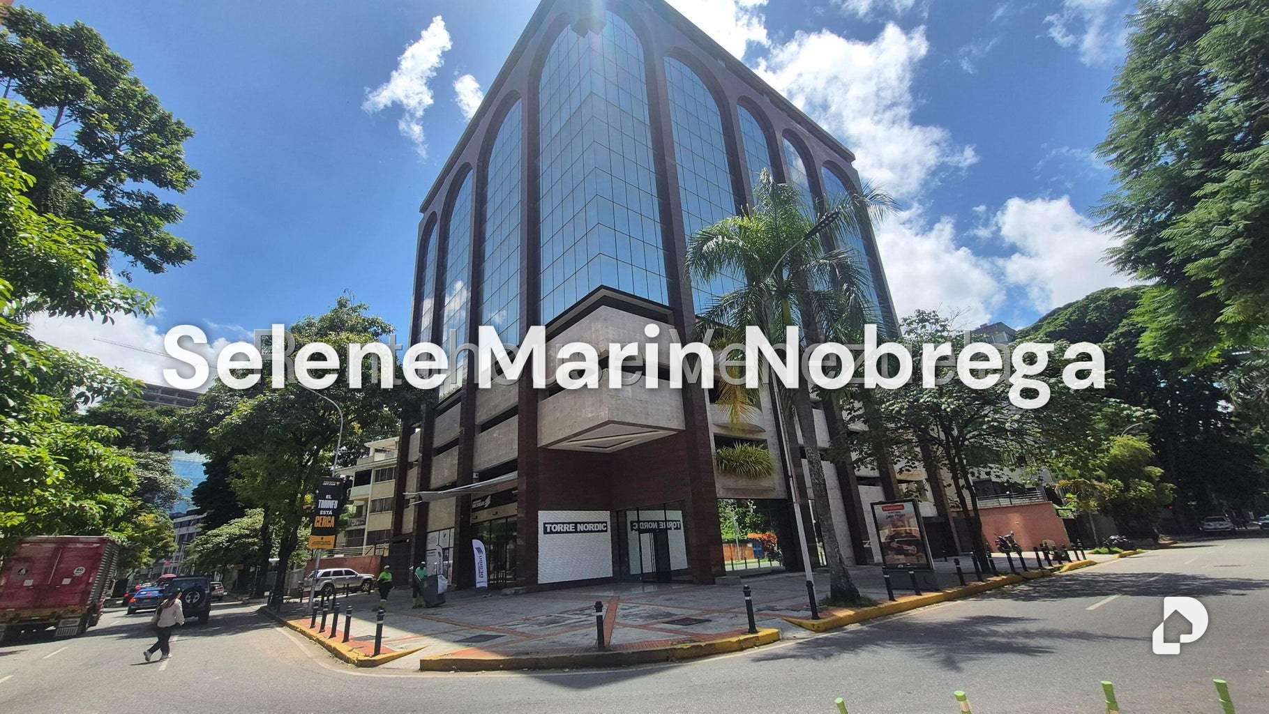 Oficina en Las Mercedes, Caracas – 1