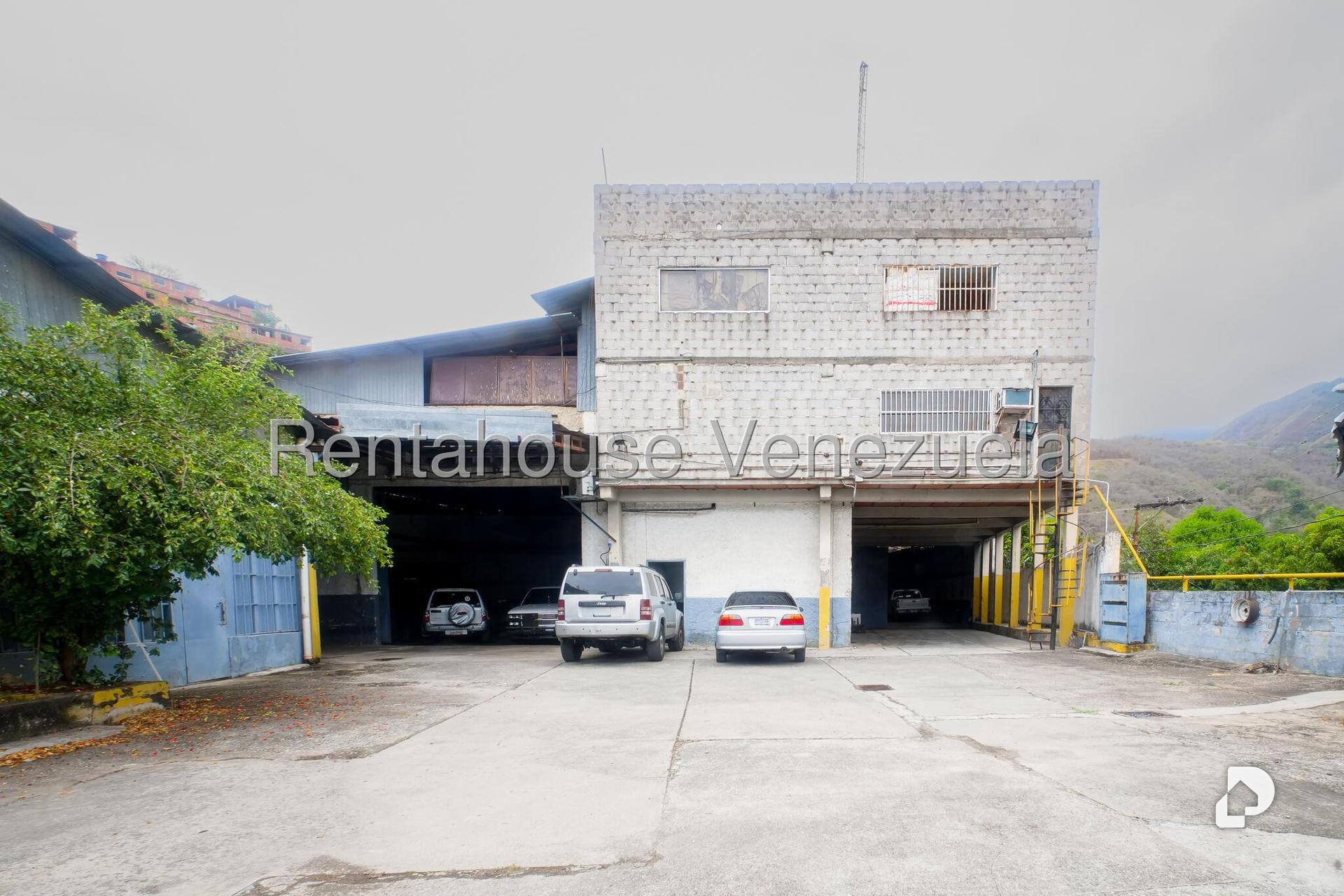 Local comercial en Parque Caiza, Caracas – 4