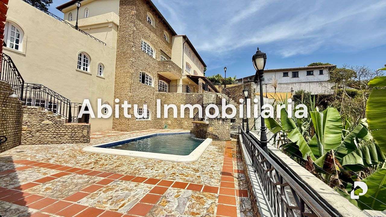 Casa en Alto Hatillo, Caracas – 2