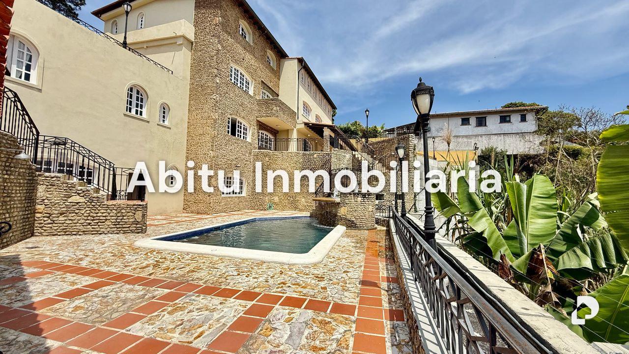 Casa en Alto Hatillo, Caracas – 2