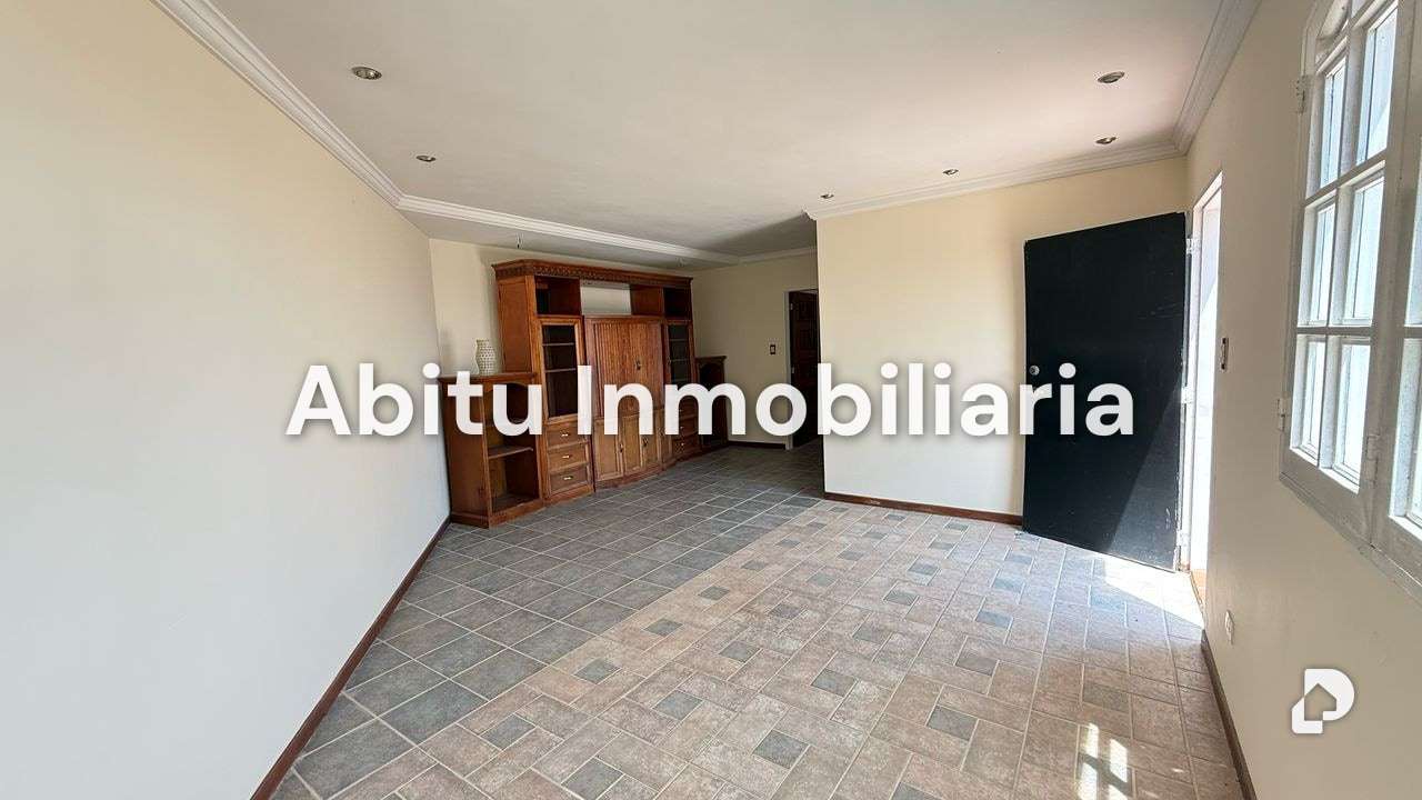 Casa en Alto Hatillo, Caracas – 18
