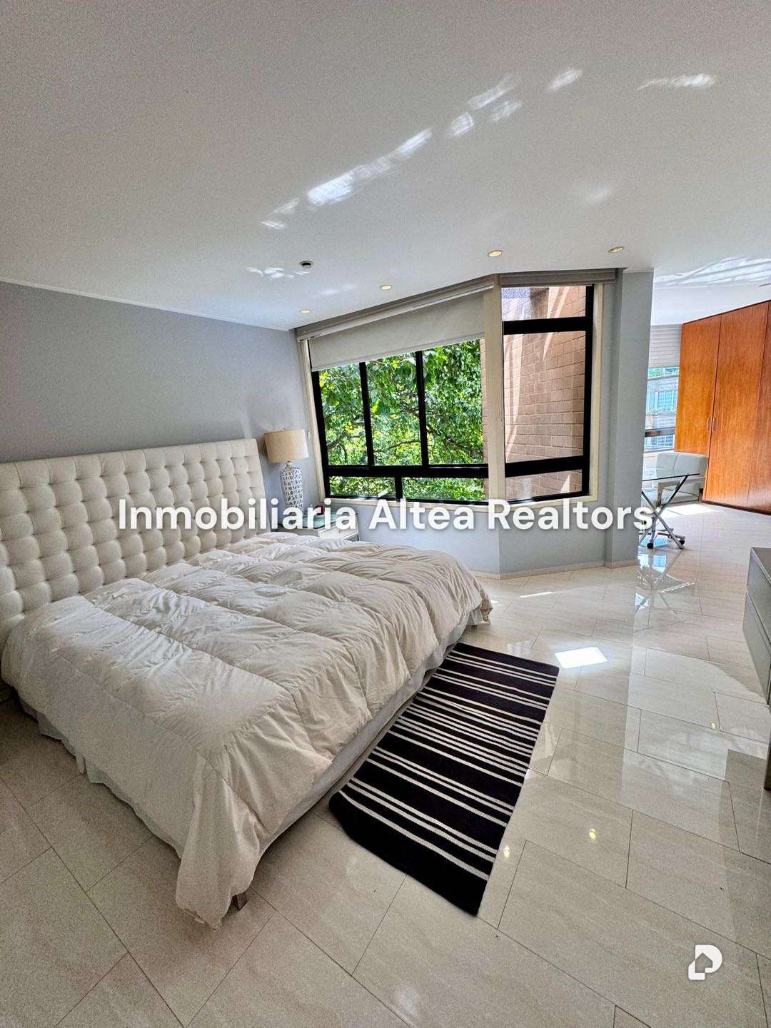 Apartamento en Los Palos Grandes, Caracas – 9