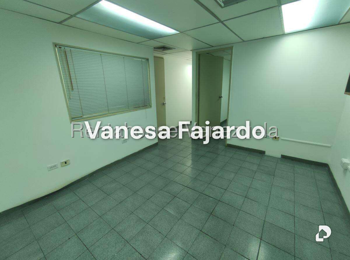Oficina en Los Ruices, Caracas – 13