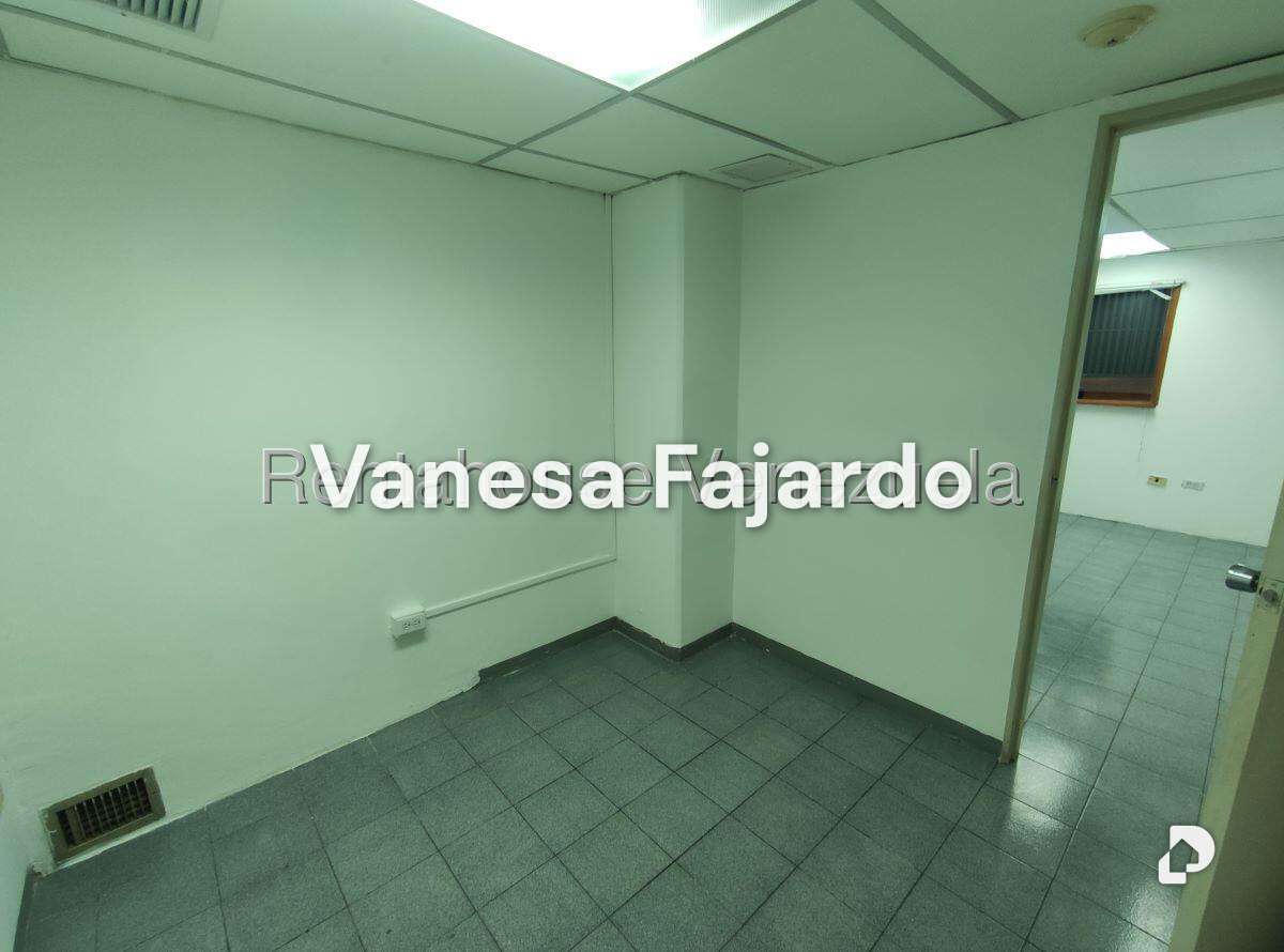 Oficina en Los Ruices, Caracas – 11