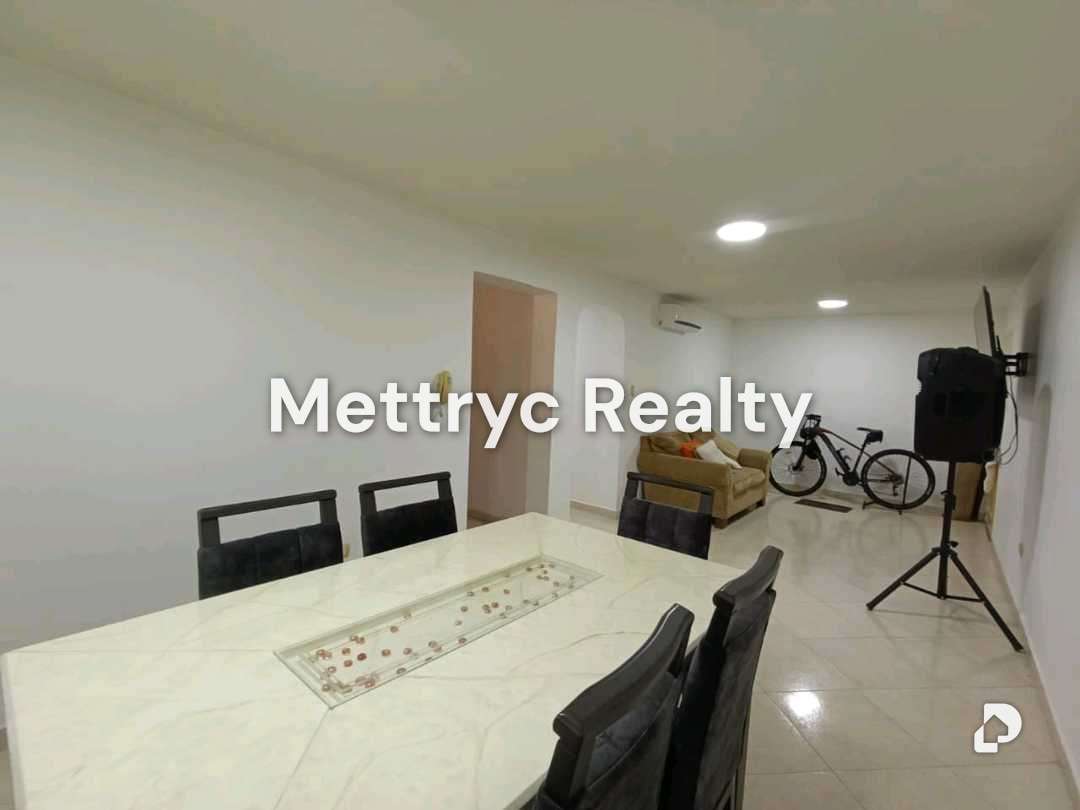 Apartamento en Mañongo, Valencia – 38