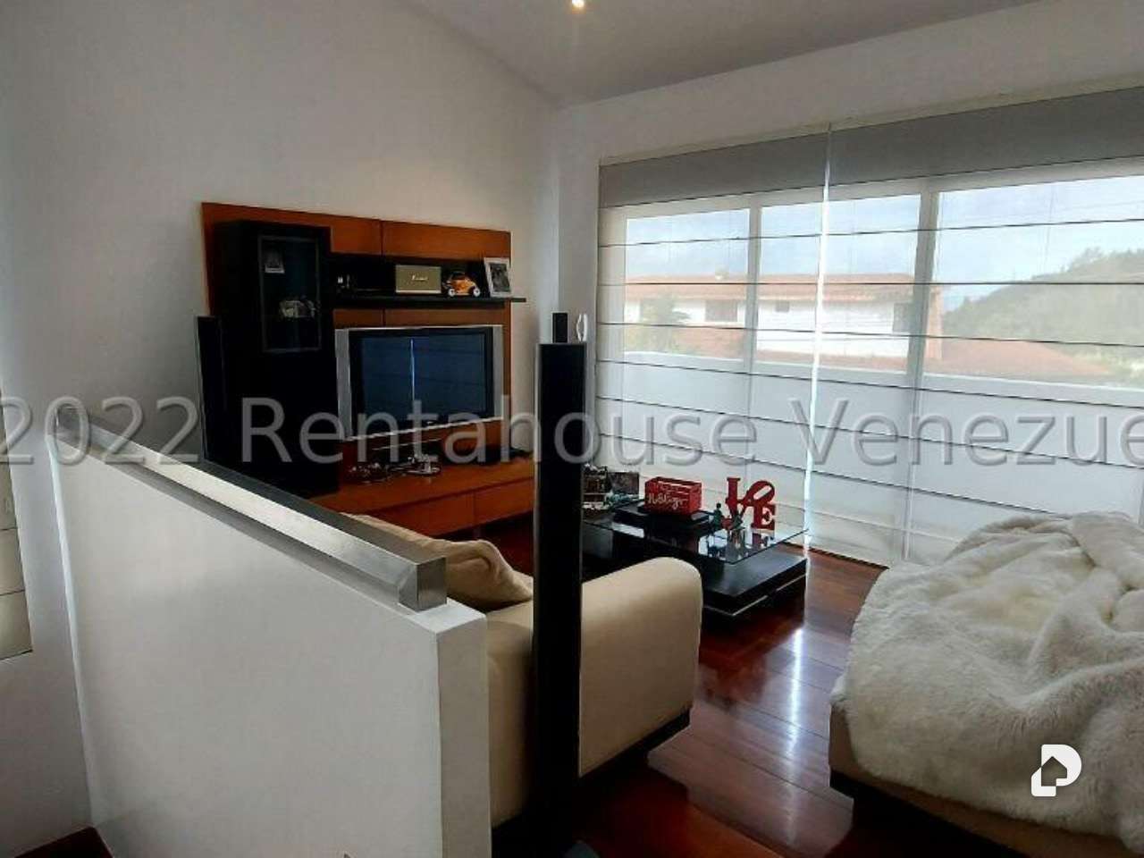 Casa en Oripoto, Caracas – 12