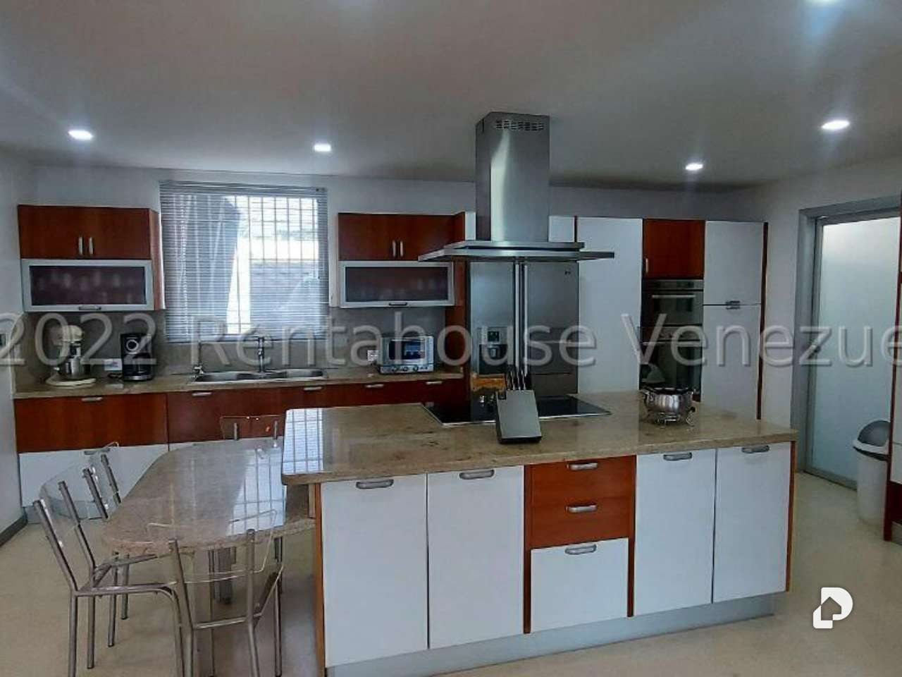 Casa en Oripoto, Caracas – 10