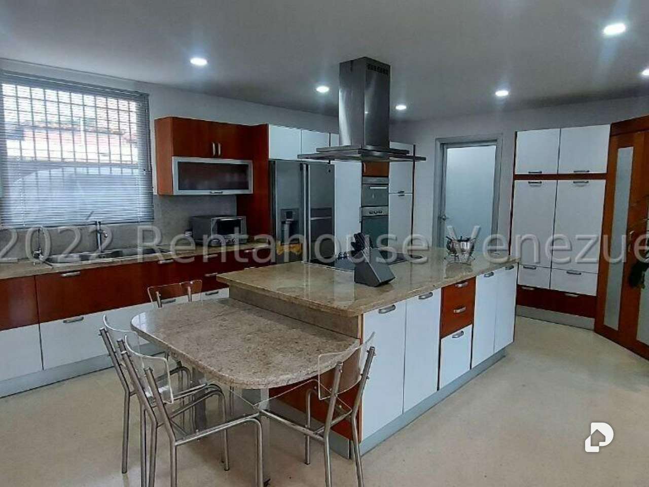 Casa en Oripoto, Caracas – 9