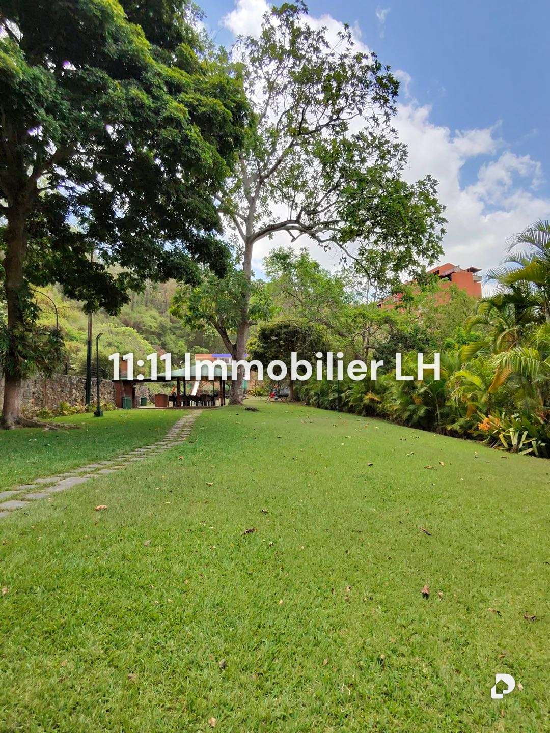 Apartamento en Las Esmeraldas, Caracas – 17