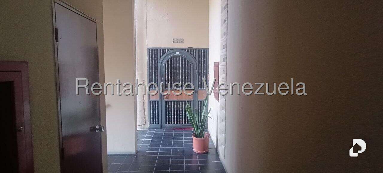 Apartamento en Lomas del Avila, Caracas – 89