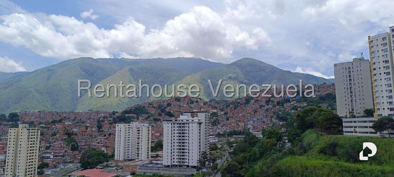 Apartamento en Lomas del Avila, Caracas – 76