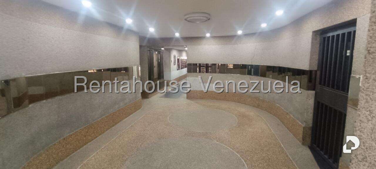 Apartamento en Lomas del Avila, Caracas – 93