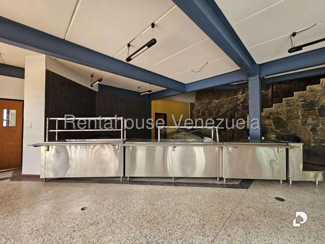 Edificio en Caicaguana, Caracas – 24