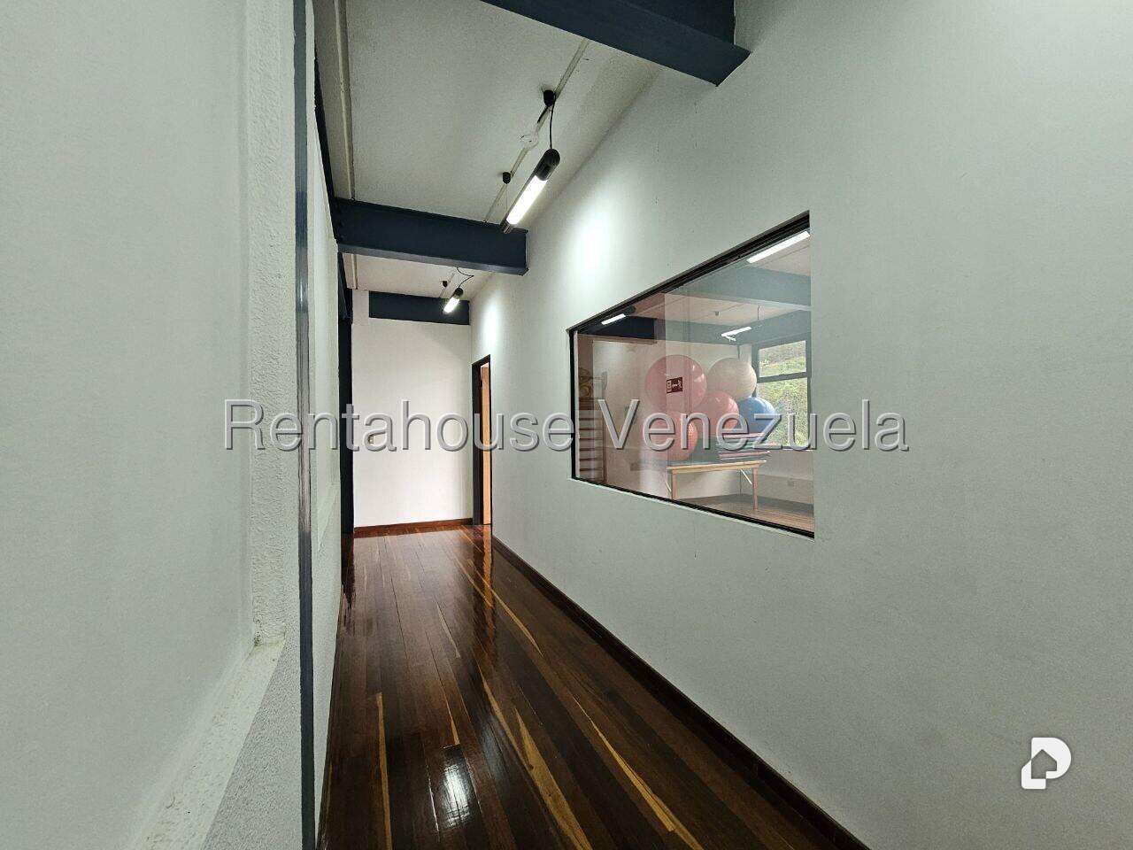 Edificio en Caicaguana, Caracas – 29