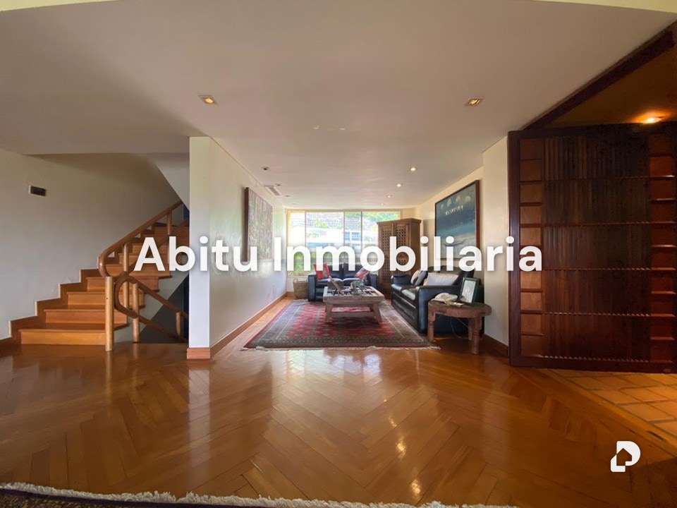 Apartment in La Castellana, Caracas – 4