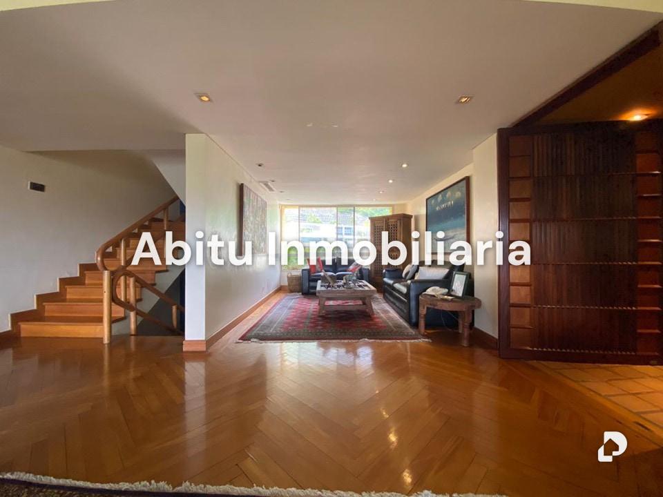 Apartment in La Castellana, Caracas – 4