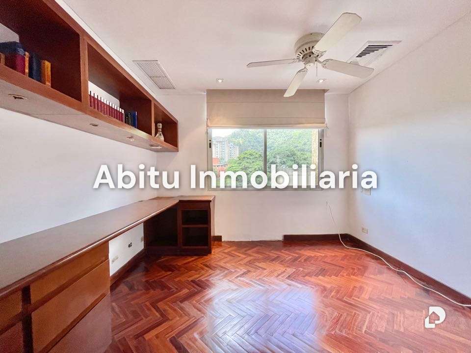 Apartment in La Castellana, Caracas – 34