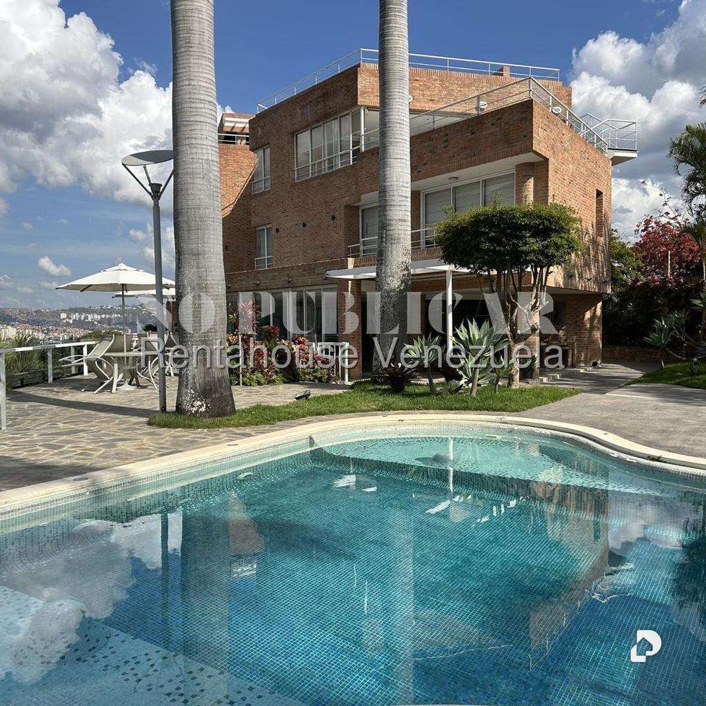 Apartamento en Lomas de Chuao, Caracas – 1