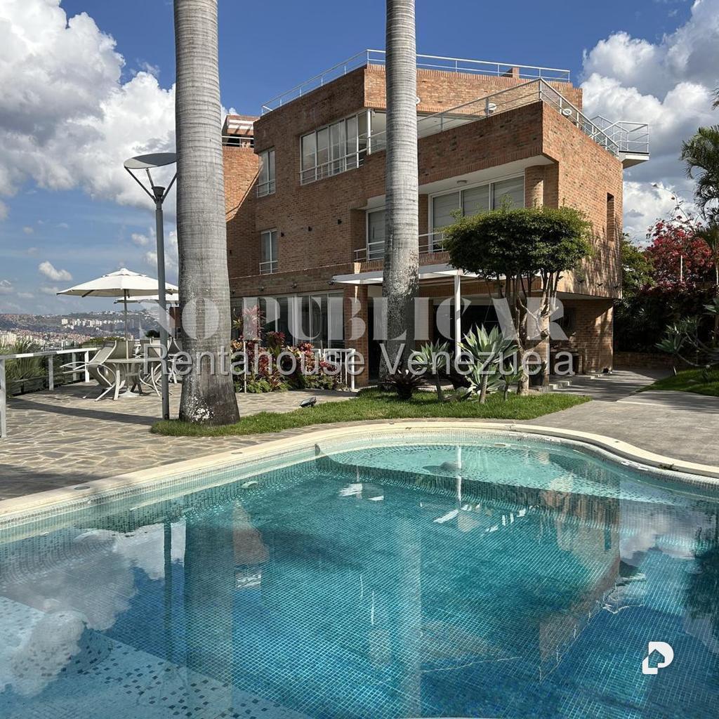 Apartamento en Lomas de Chuao, Caracas – 1