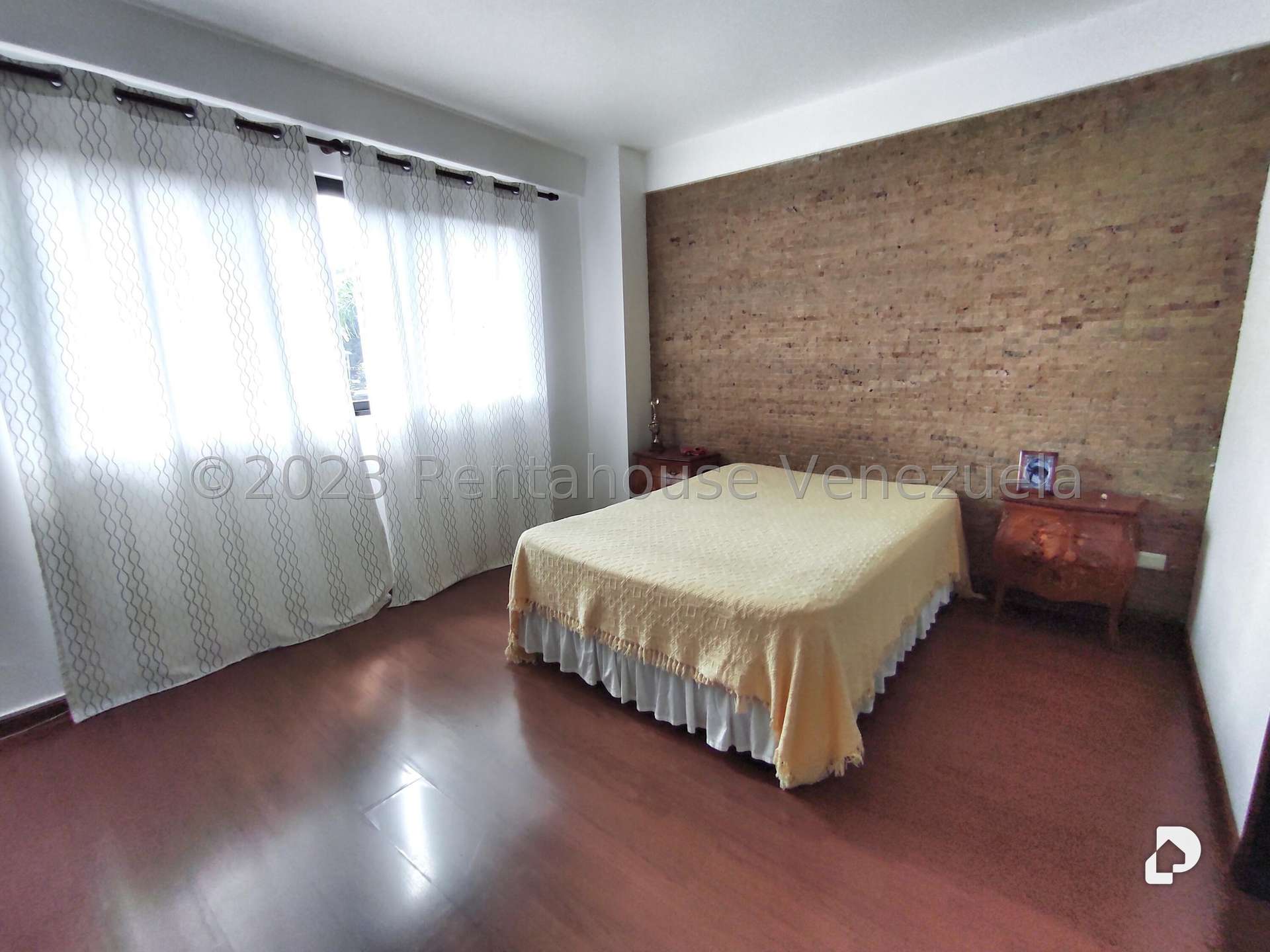 Casa en Los Naranjos (del Cafetal), Caracas – 18
