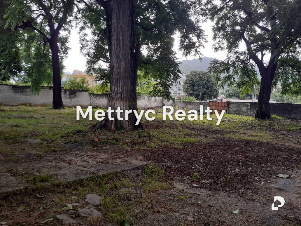 Land in Av. Bolívar Norte, Valencia – 2