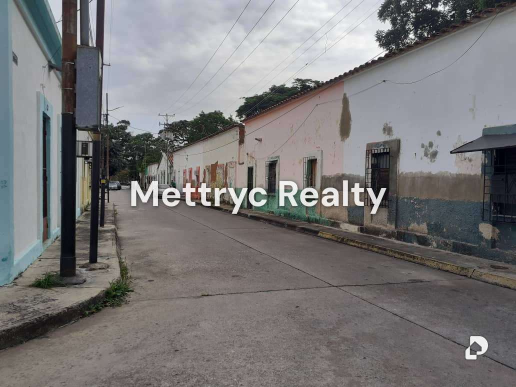Land in Av. Bolívar Norte, Valencia – 6