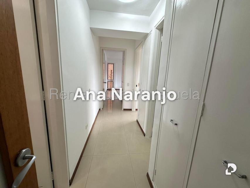 Apartamento en Los Geranios, Caracas – 5