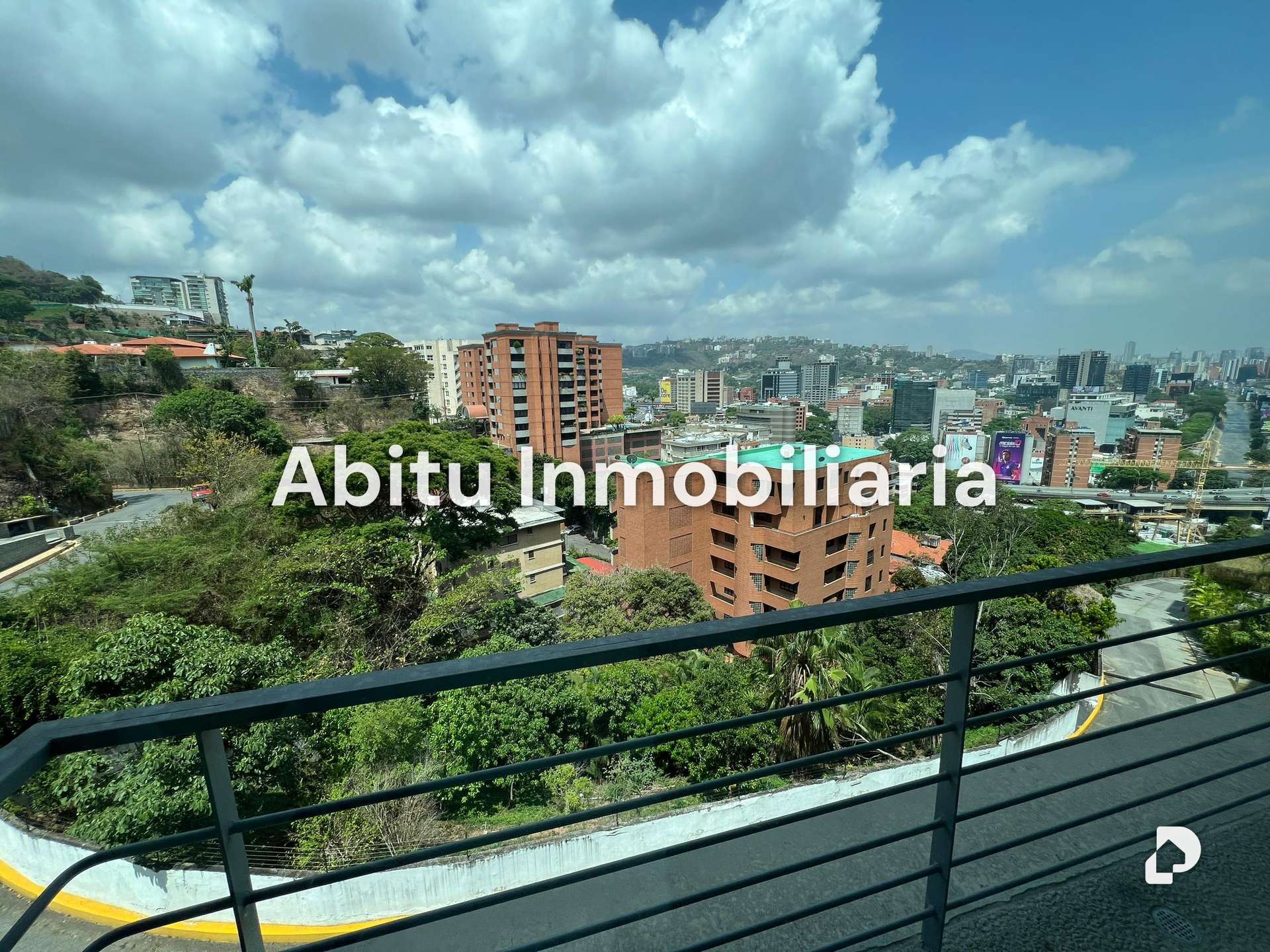 Apartment in Lomas de Las Mercedes, Caracas – 3