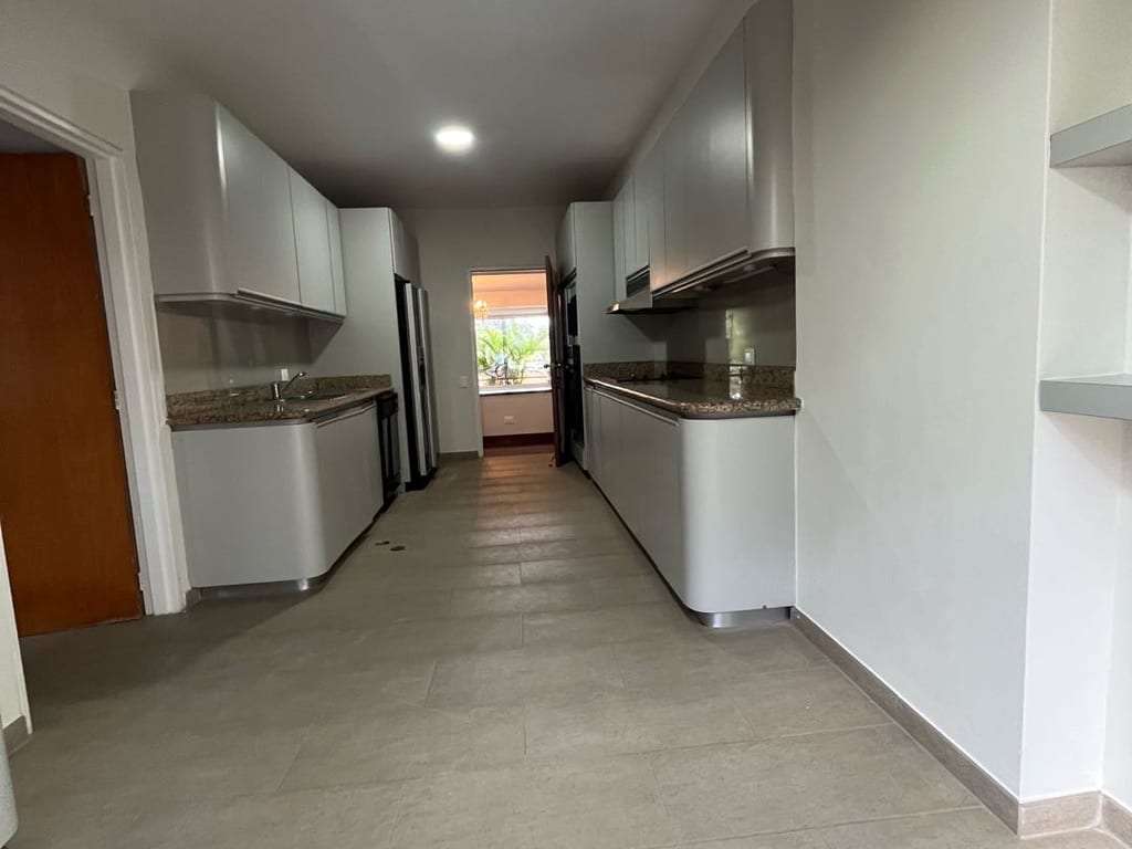 Apartamento en Lomas de La Lagunita, Caracas
