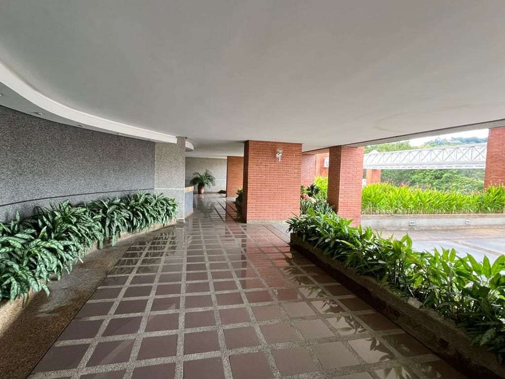 Apartamento en Lomas de La Lagunita, Caracas