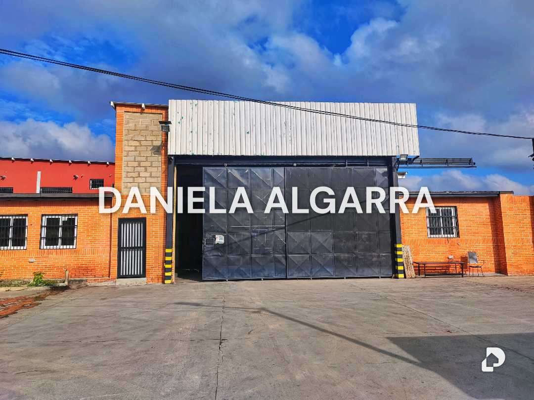 Warehouse in Zona Industrial, Valencia – 1