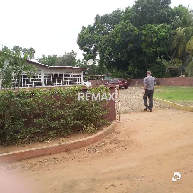 Terreno en Kilometro 18, Maracaibo – 8