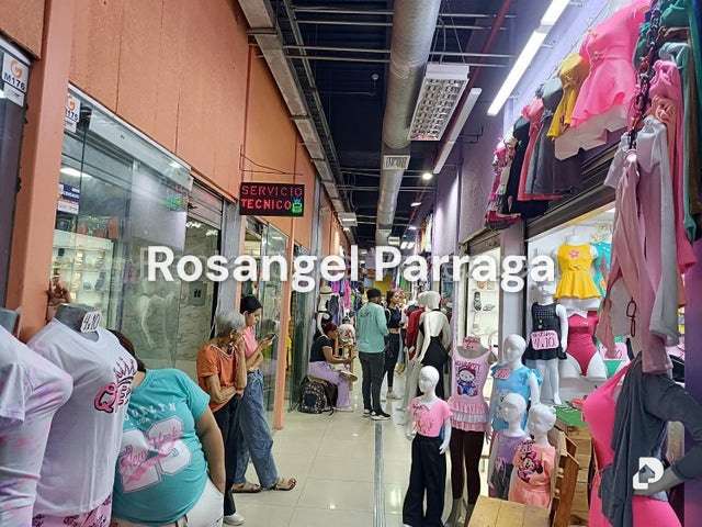 Local comercial en Valencia – 2
