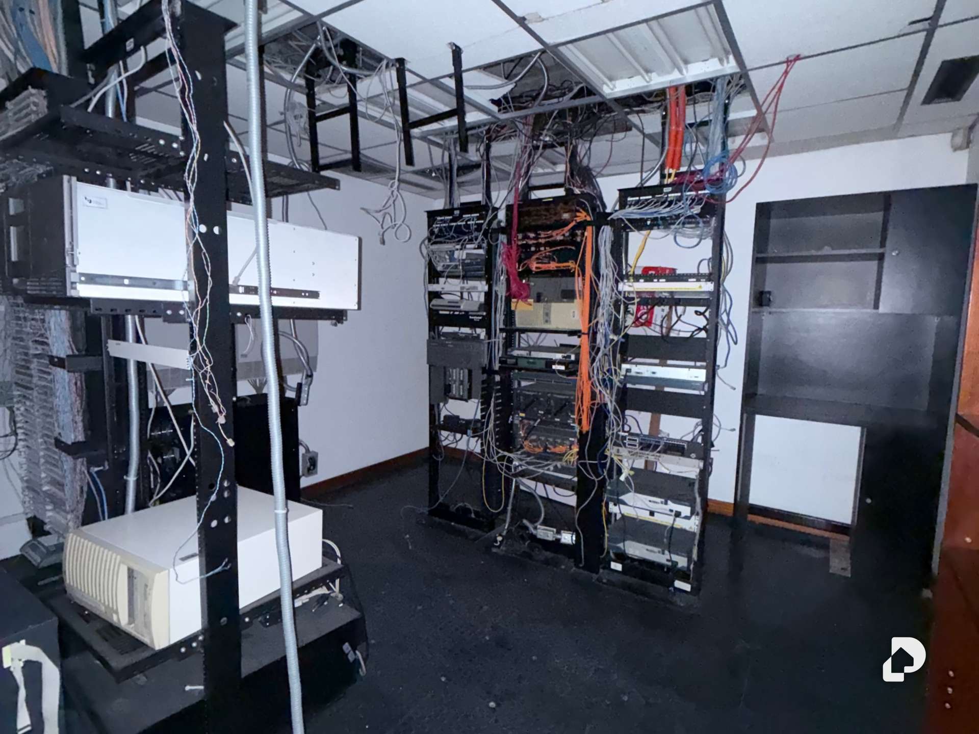 Oficina en El Rosal, Caracas – 9