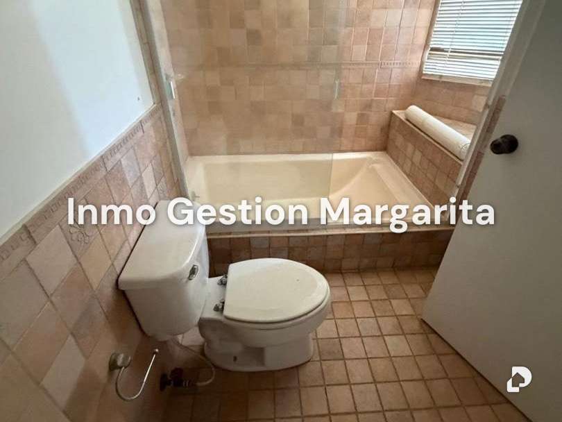 Apartamento en Puerto Moreno, Porlamar – 15