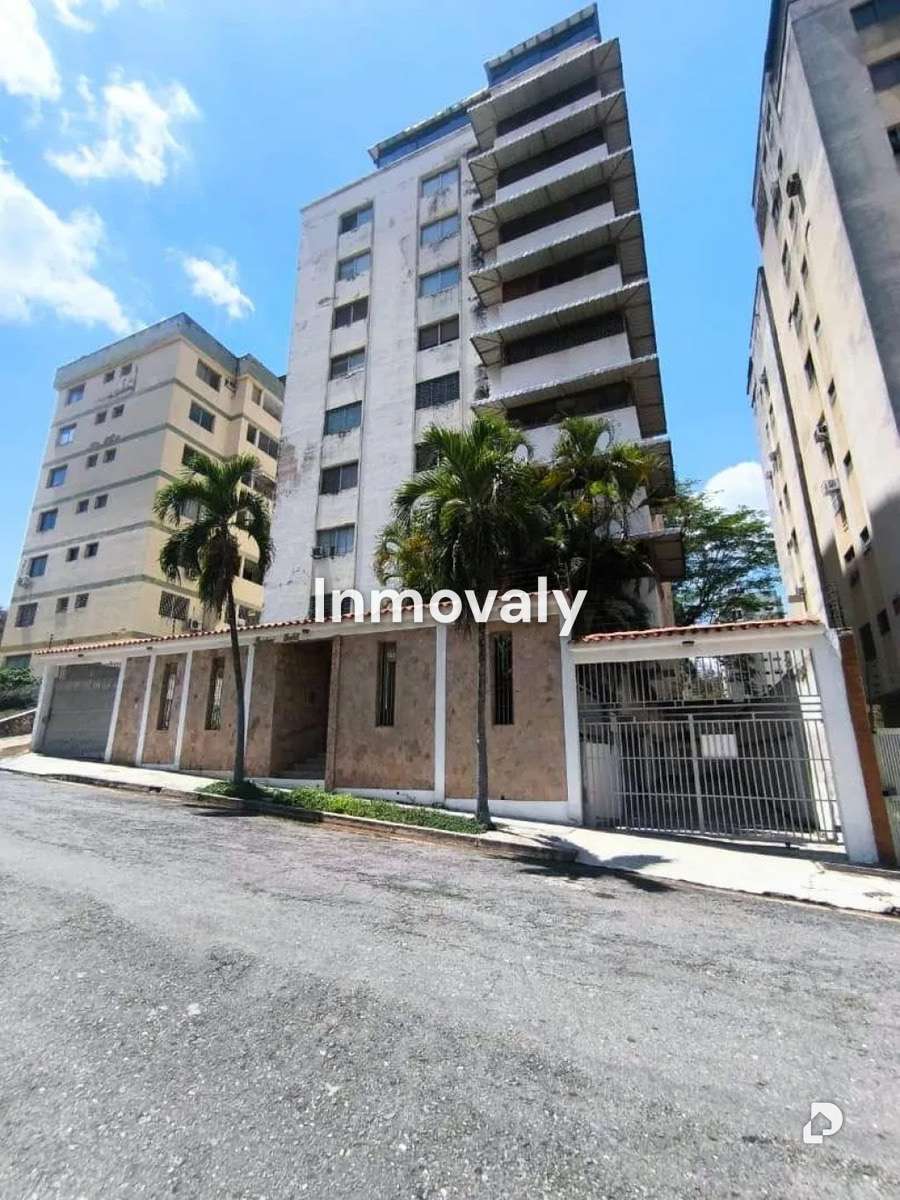 Apartamento en Tzas. de Los Nísperos, Valencia – 1
