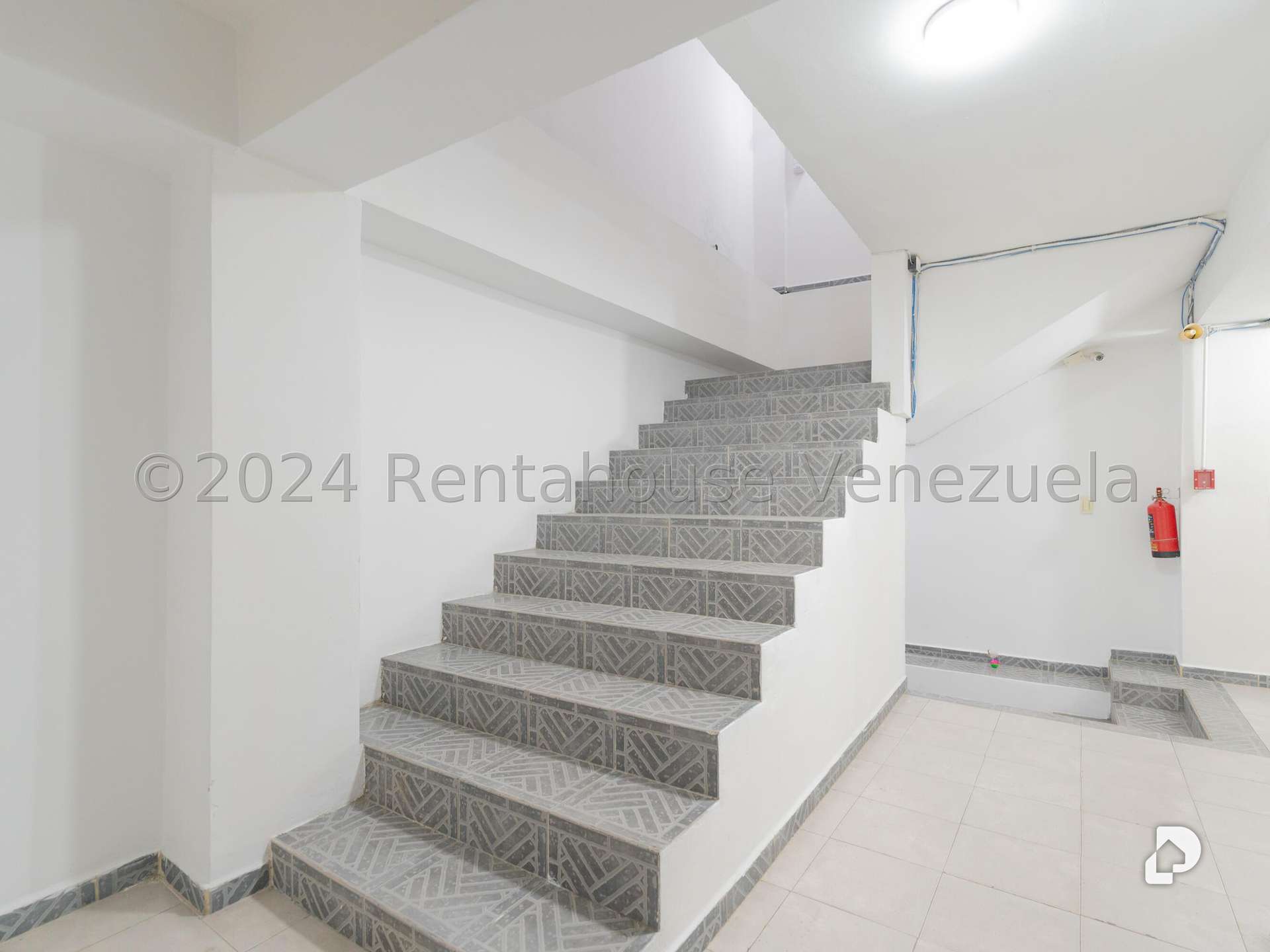 Local comercial en Cementerio, Caracas – 11
