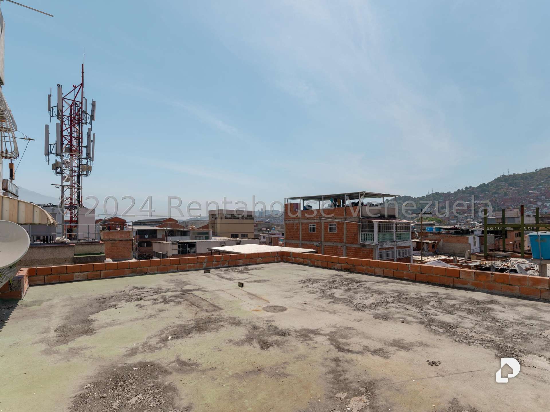 Local comercial en Cementerio, Caracas – 26