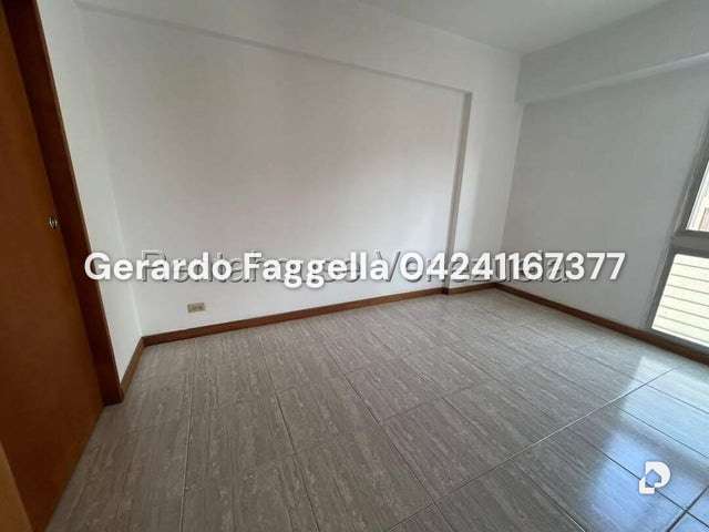 Apartamento en La Urbina, Caracas – 12