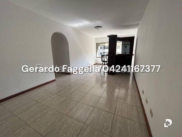 Apartamento en La Urbina, Caracas – 2