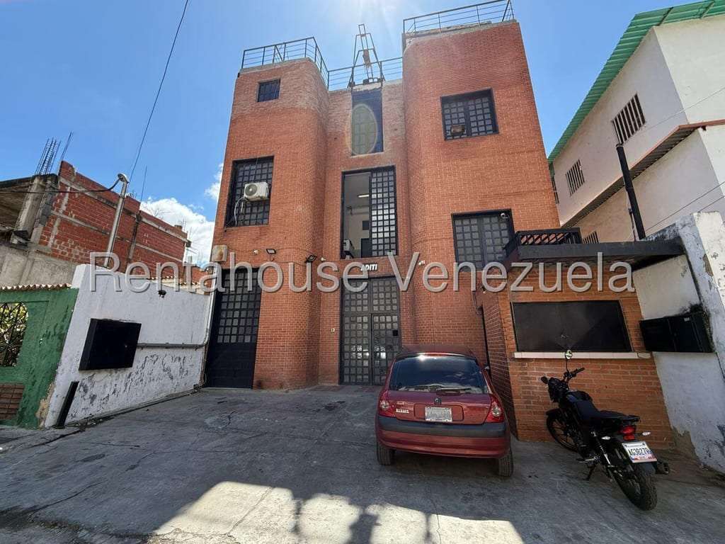 Galpón en Boleíta Sur, Caracas - 1