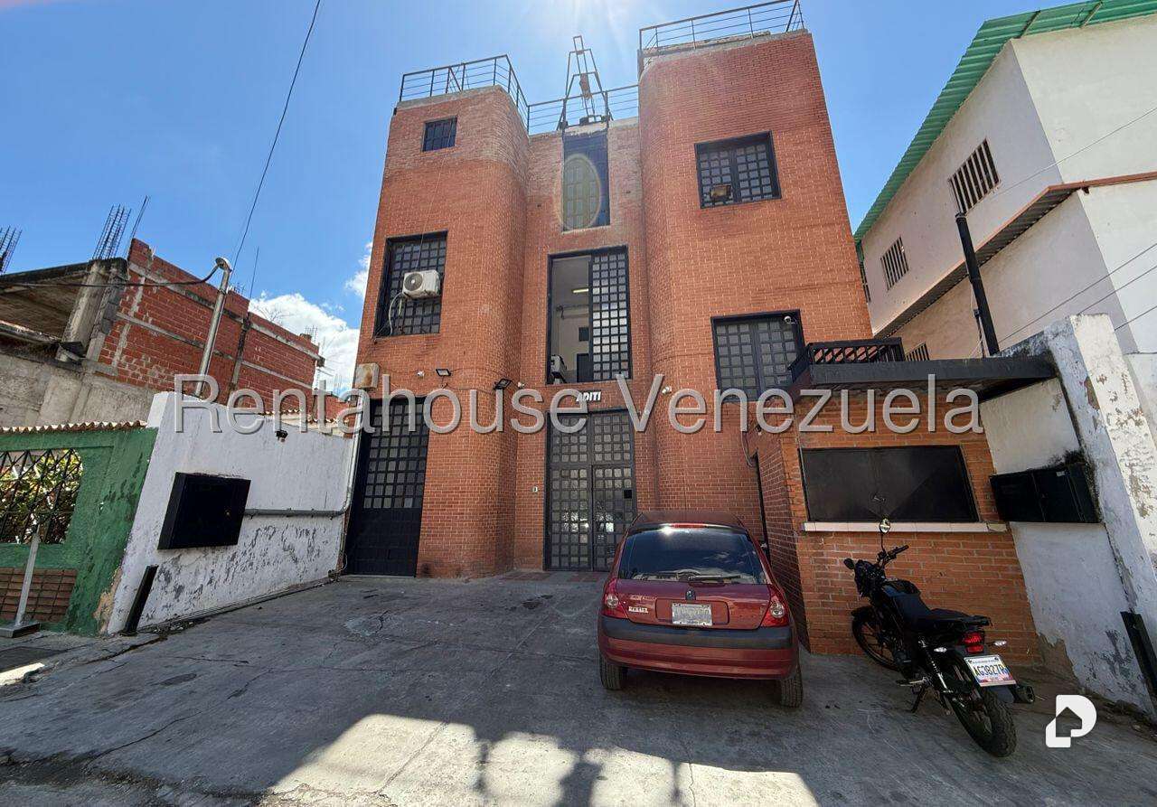 Galpón en Boleíta Sur, Caracas – 1