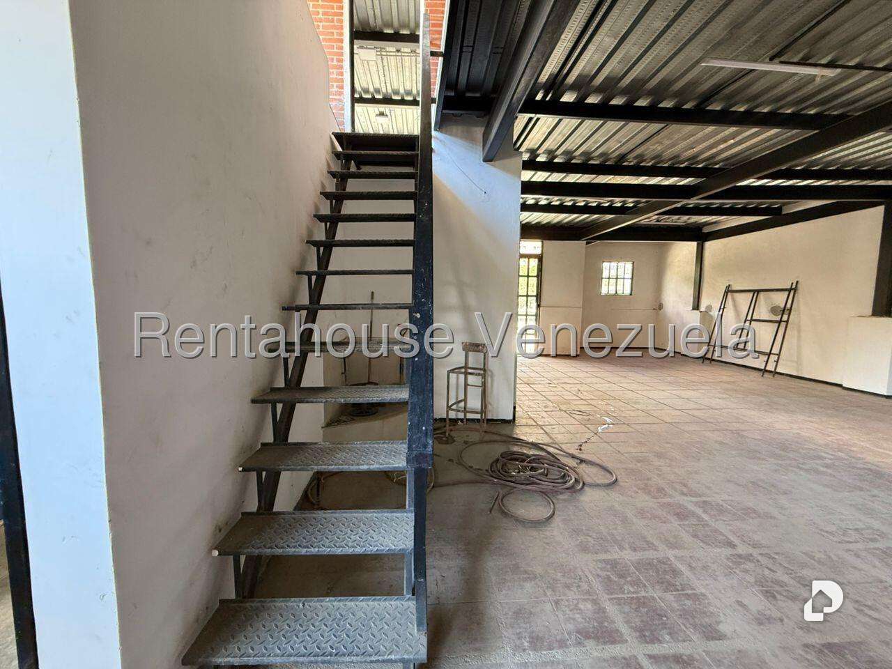 Galpón en Boleíta Sur, Caracas – 12