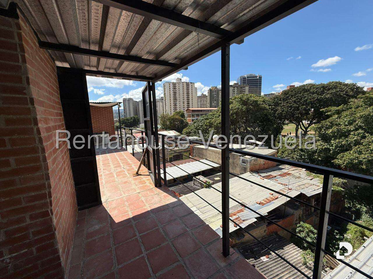 Galpón en Boleíta Sur, Caracas – 15