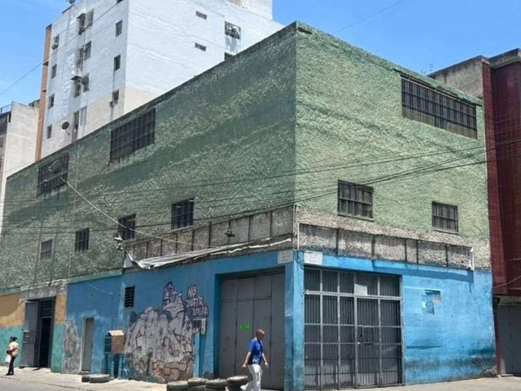 Local comercial en San Juan, Caracas - 1