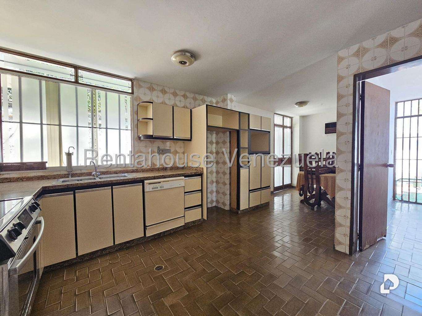 Casa en Macaracuay, Caracas – 28